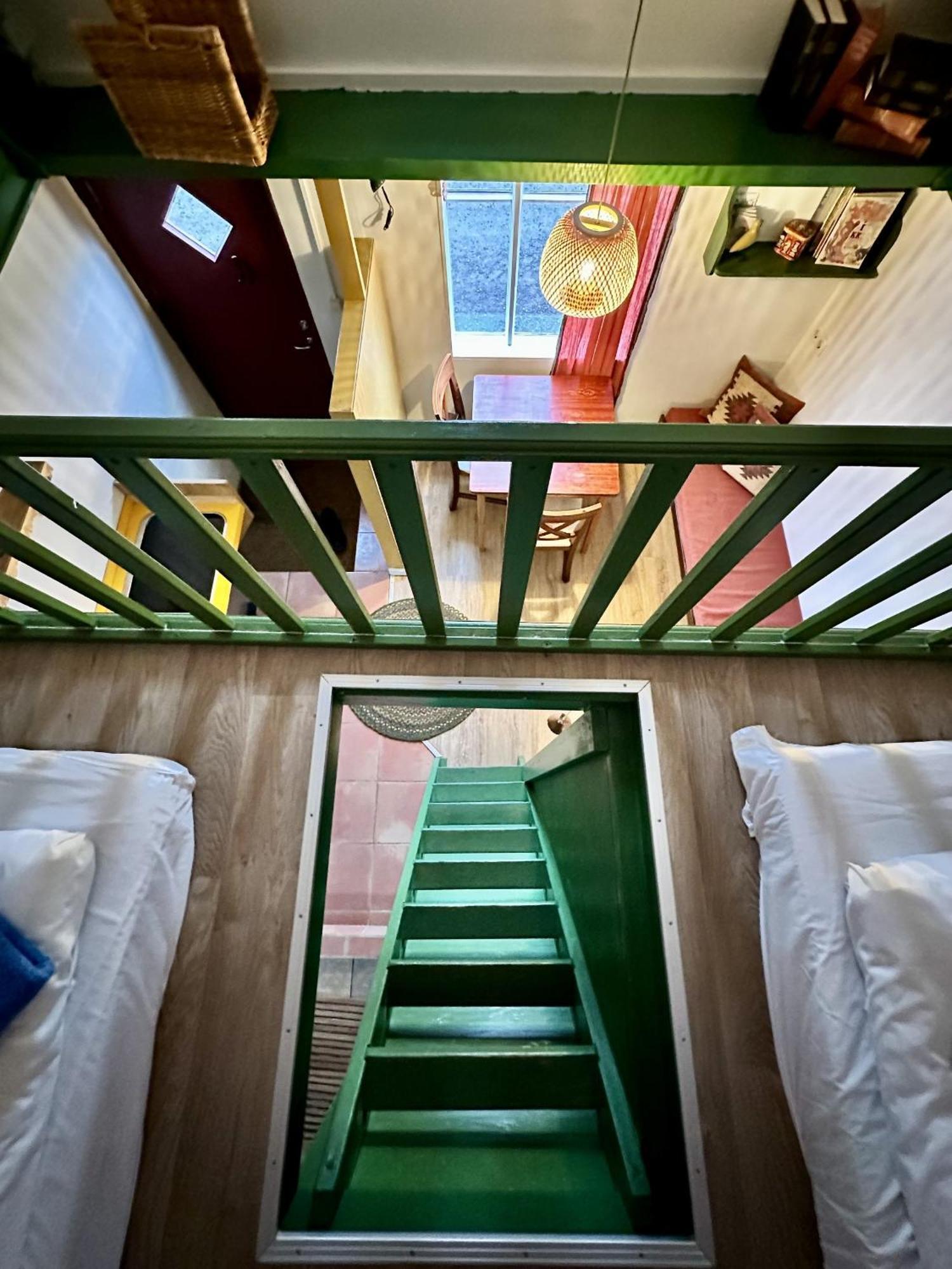 Berunes Hi Hostel Luaran gambar